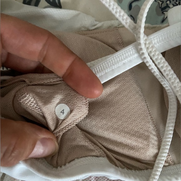 Lululelon tank tops - Picture 6 of 7